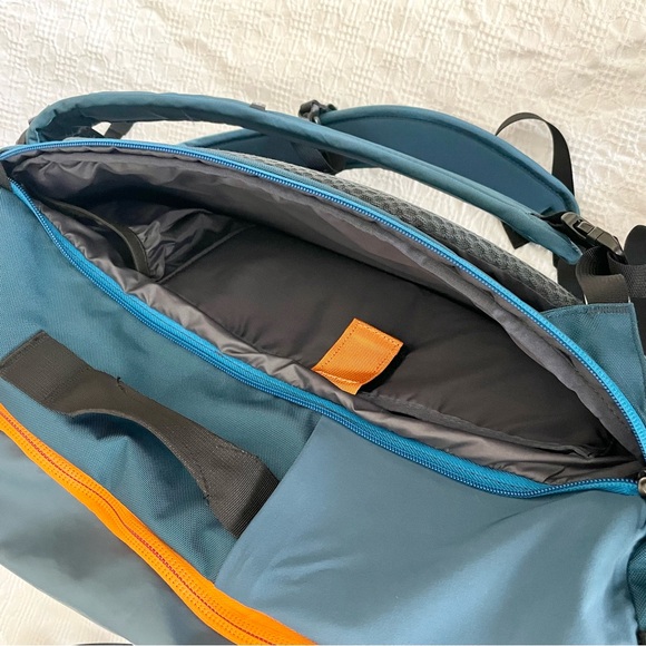 Cotopaxi Allpa 42 L Travel Pack in Indigo - Picture 4 of 8